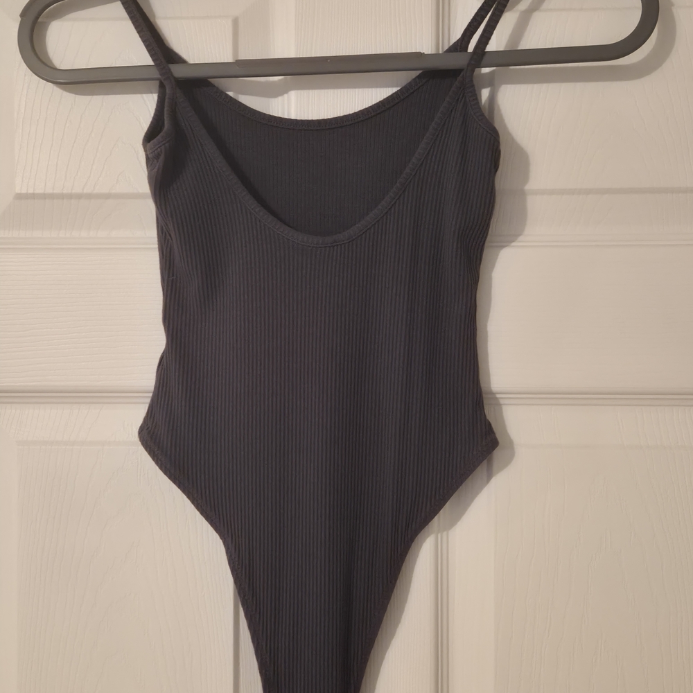 Gray Ribbed Bodysuit - Picture 4 of 4